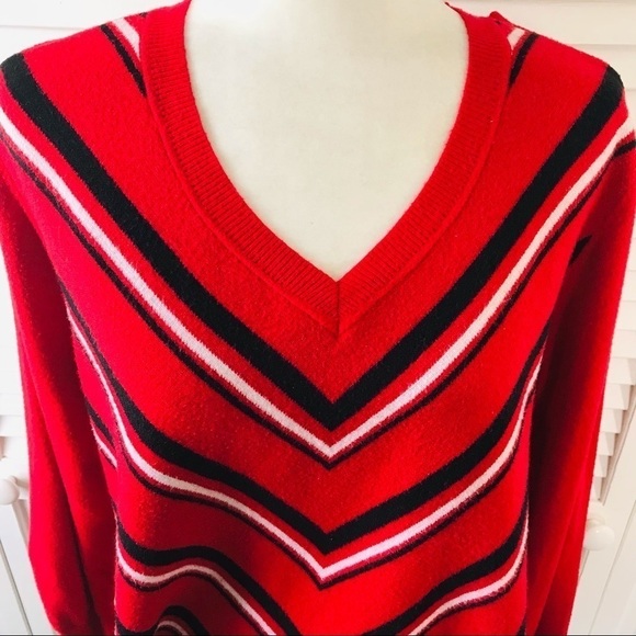 2/$25 LIZ CLAIBORNE Red Striped Sweater Size 1X - Picture 2 of 8